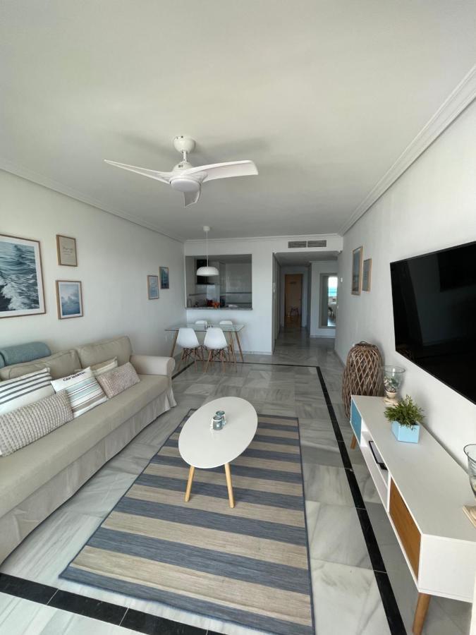 La Nina Del Mar Apartment เบนัลมาเดนา ภายนอก รูปภาพ