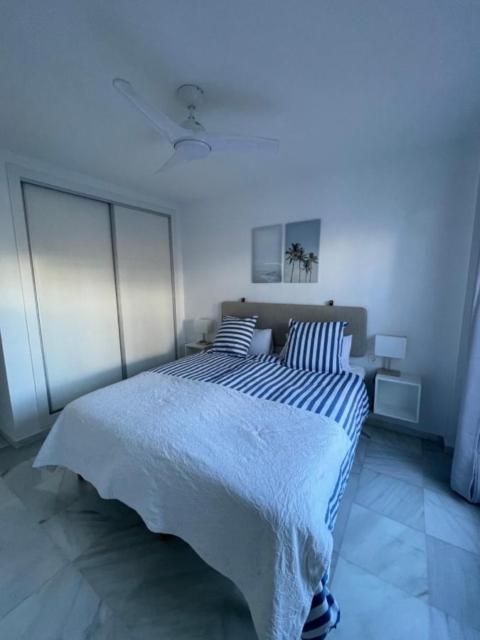 La Nina Del Mar Apartment เบนัลมาเดนา ภายนอก รูปภาพ