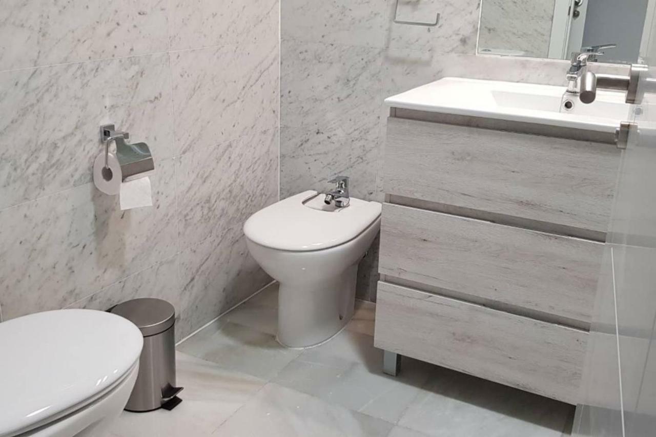 La Nina Del Mar Apartment เบนัลมาเดนา ภายนอก รูปภาพ